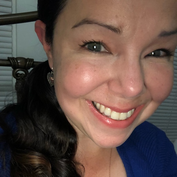 Meet your Posher, Tracy - Picture 1 of 1